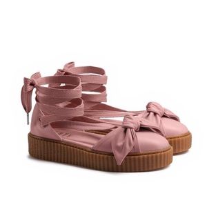 NWOT Fenty x Puma Rihanna Bow creeper sandal